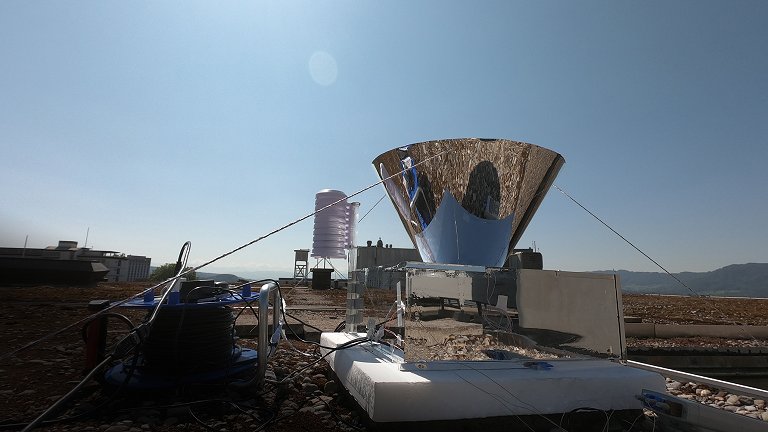 Novo equipamento captura gua do ambiente dia e noite, sem gastar energia