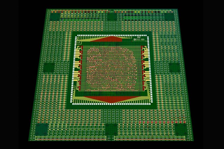 Primeiro processador de nanotubos totalmente funcional